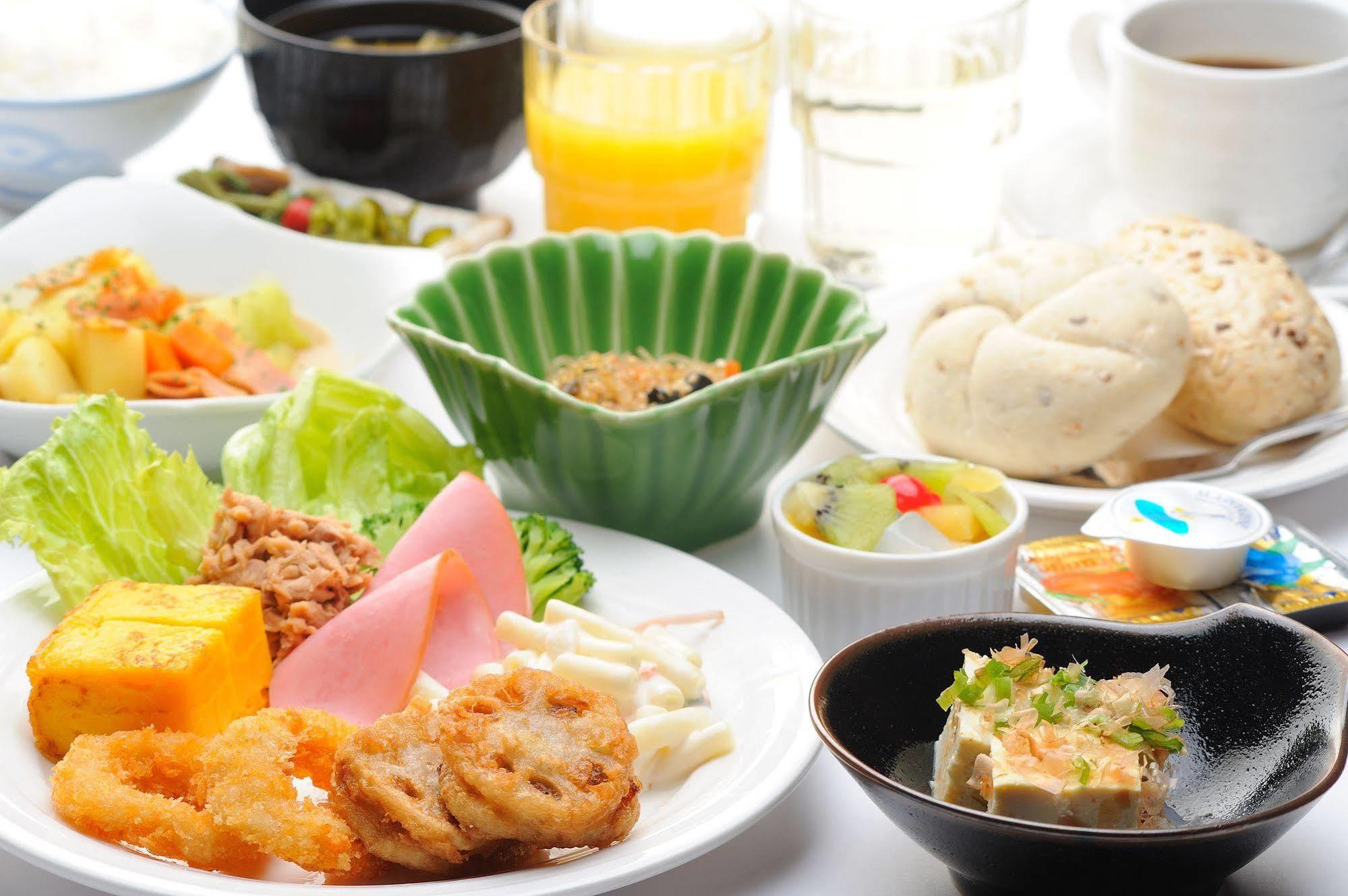 Hotel Route-Inn Tajimi Inter Экстерьер фото